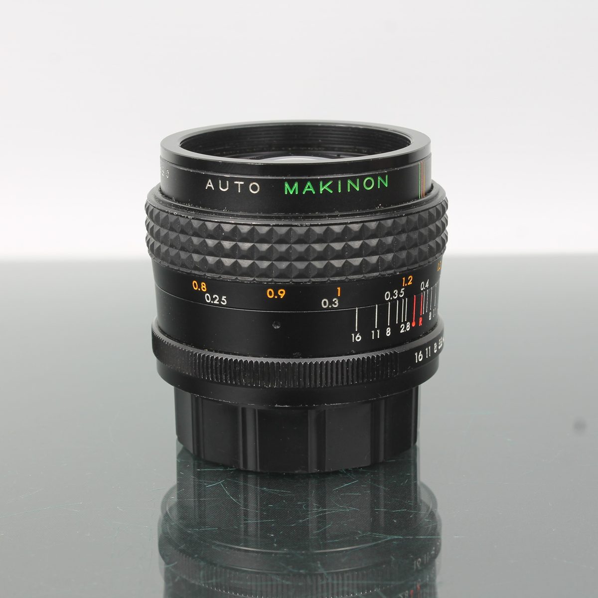 Makinon 24mm f/2.8