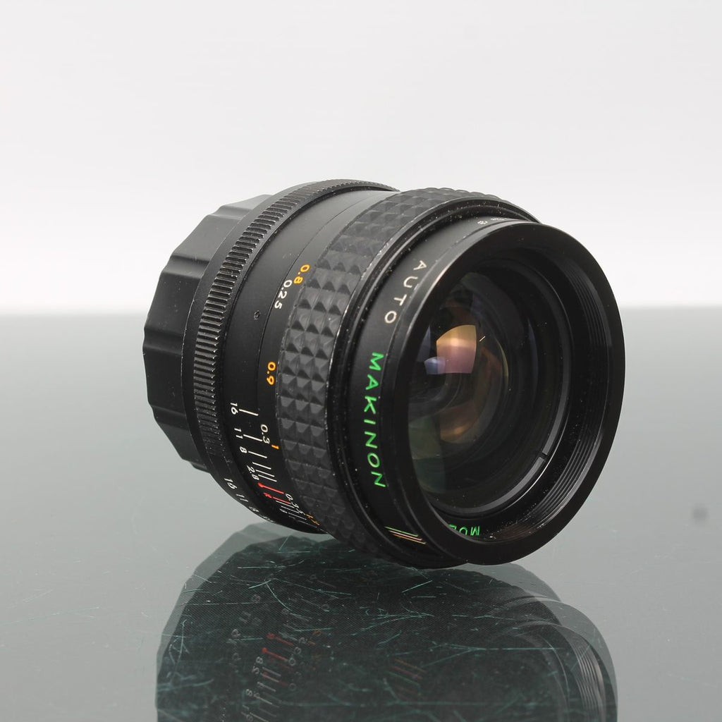 Makinon 24mm f/2.8