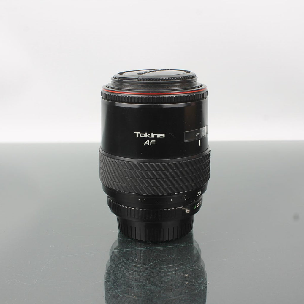 Tokina AF 70-210mm f/4-5.6