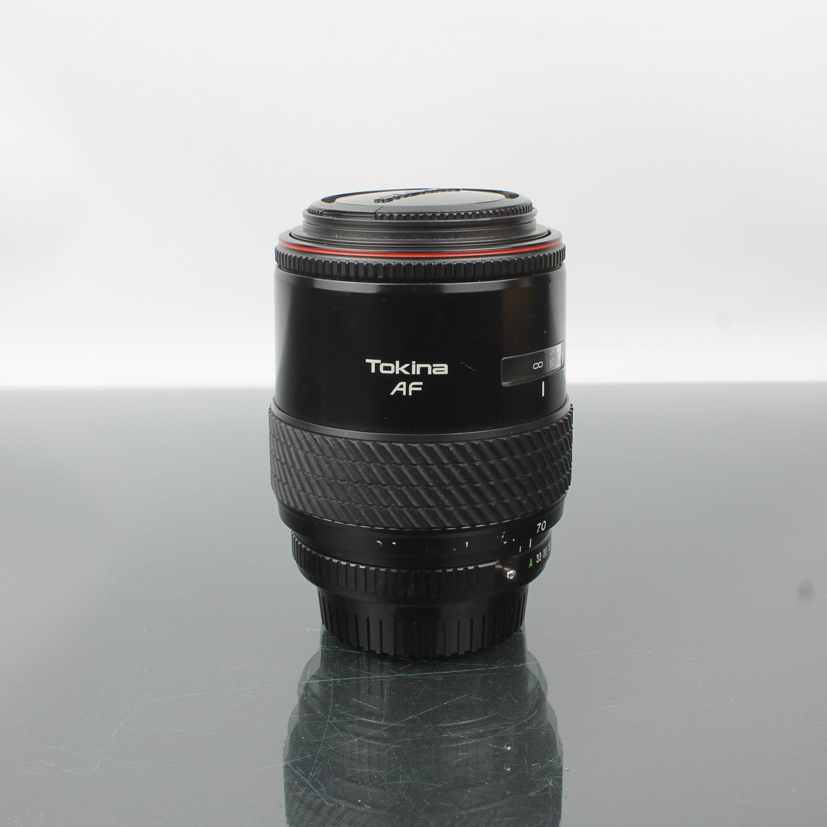 Tokina AF 70-210mm f/4-5.6