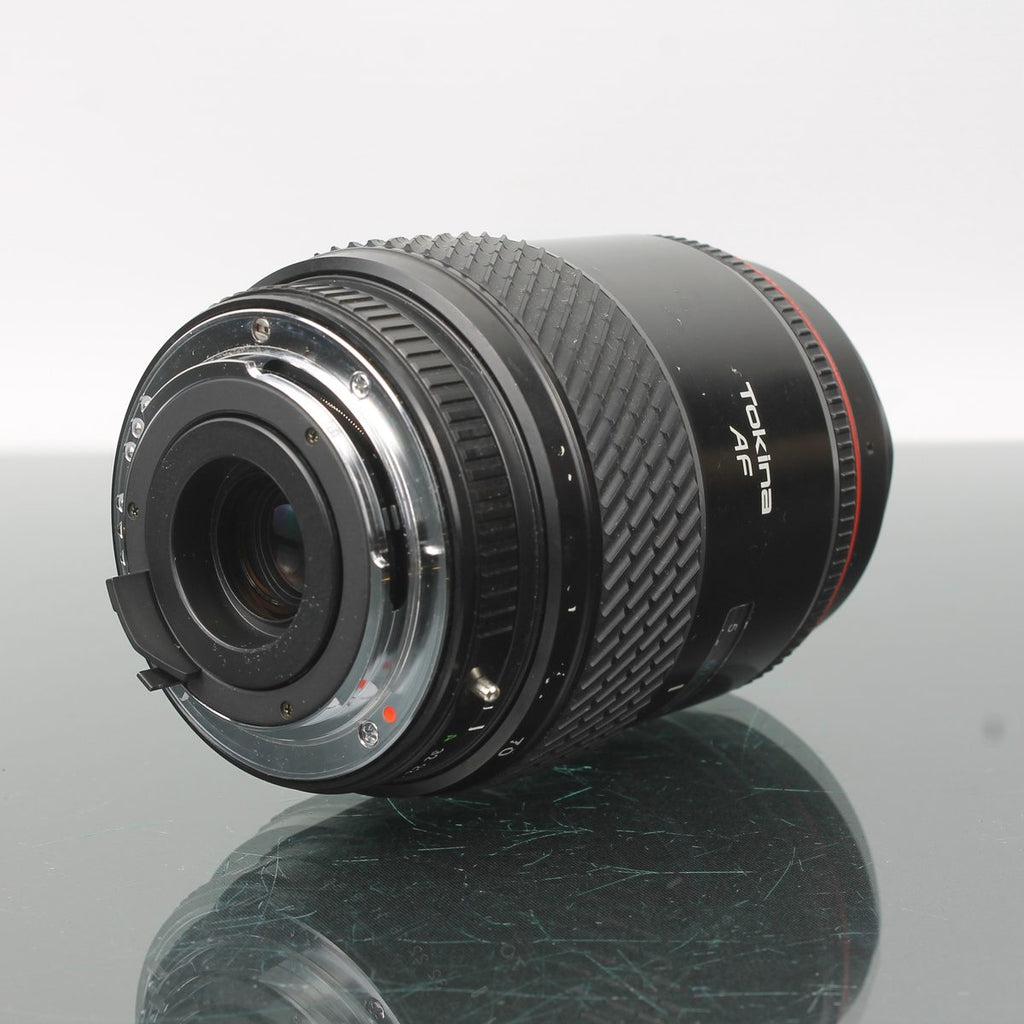 Tokina AF 70-210mm f/4-5.6