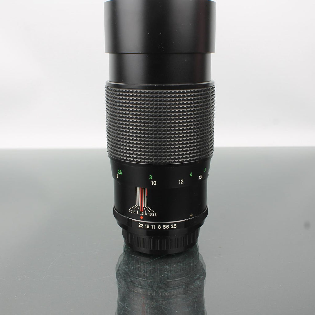 Vivitar 200mm f/3.5