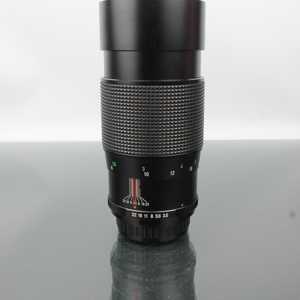 Vivitar 200mm f/3.5