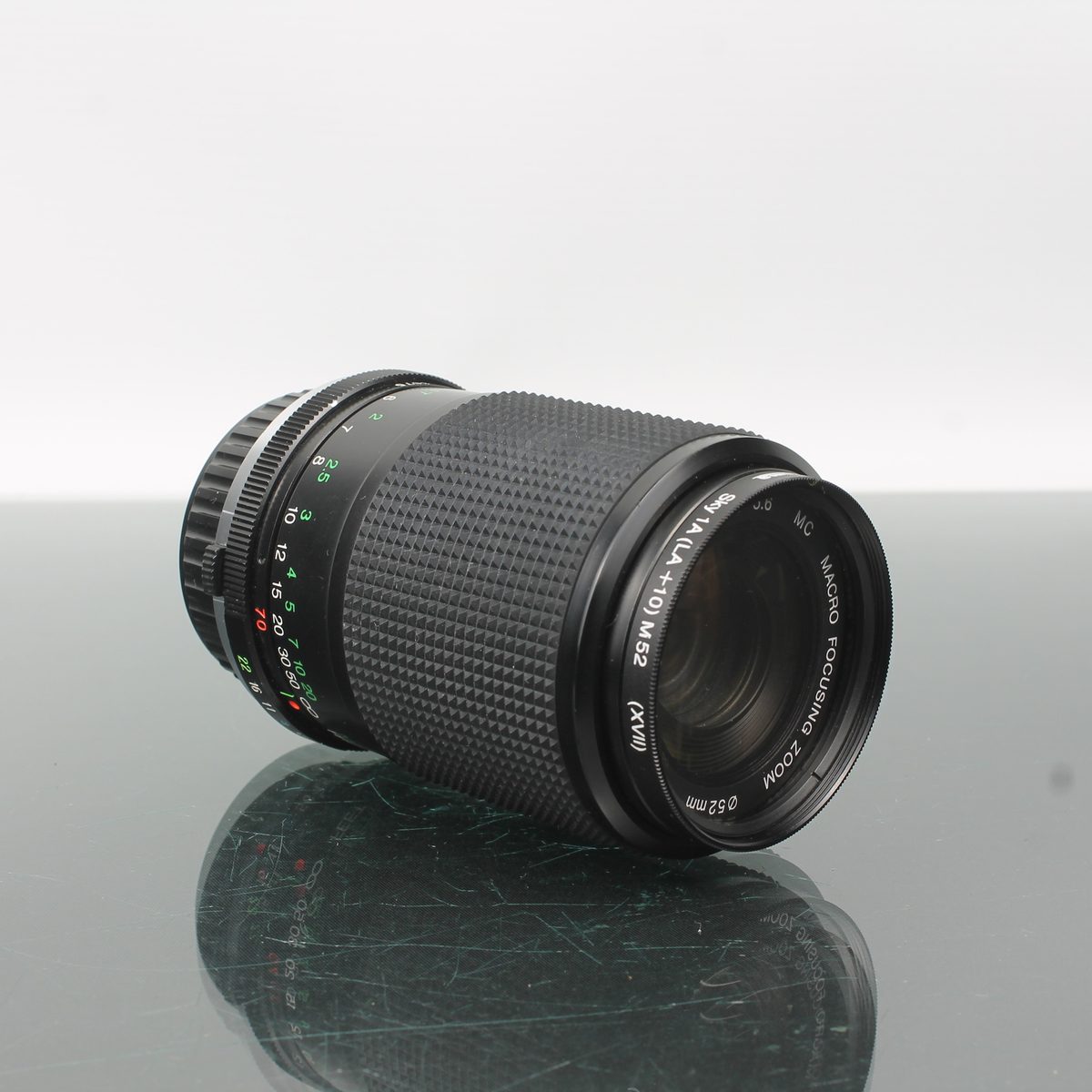 Vivitar 70-210mm f/4.5-5.6 MC Macro Focusing Zoom