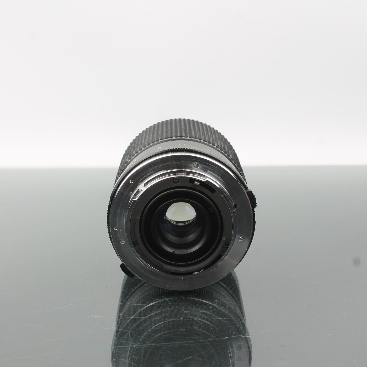 Vivitar 70-210mm f/4.5-5.6 MC Macro Focusing Zoom