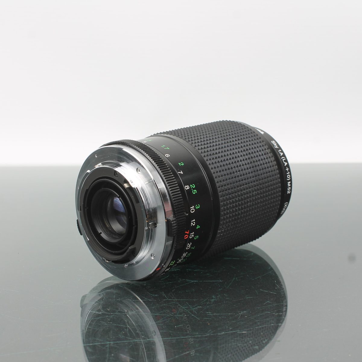Vivitar 70-210mm f/4.5-5.6 MC Macro Focusing Zoom