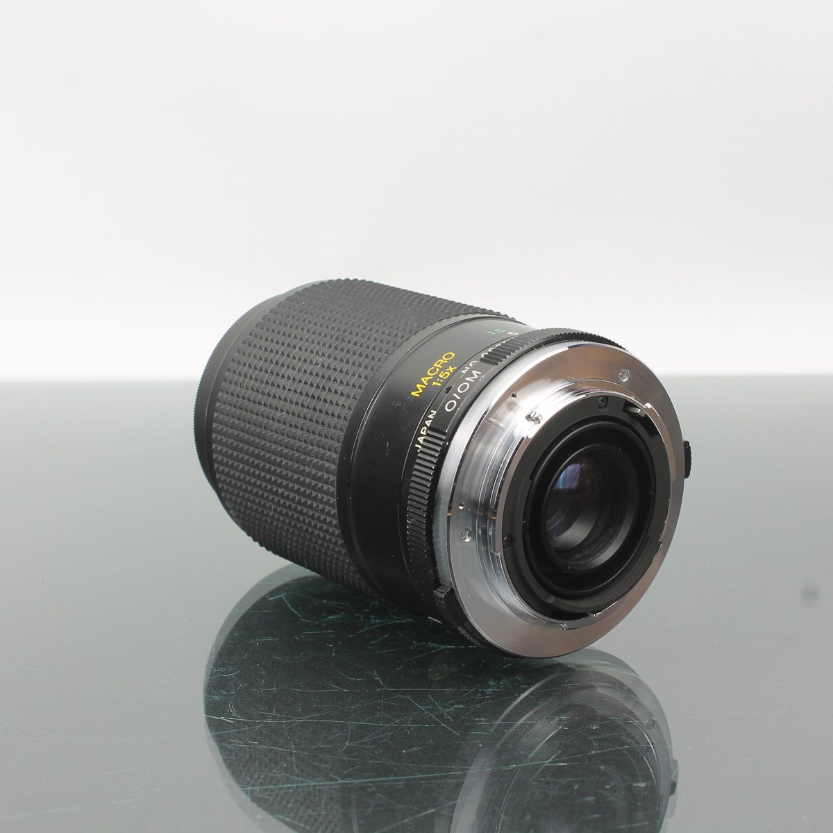 Vivitar 70-210mm f/4.5-5.6 MC Macro Focusing Zoom