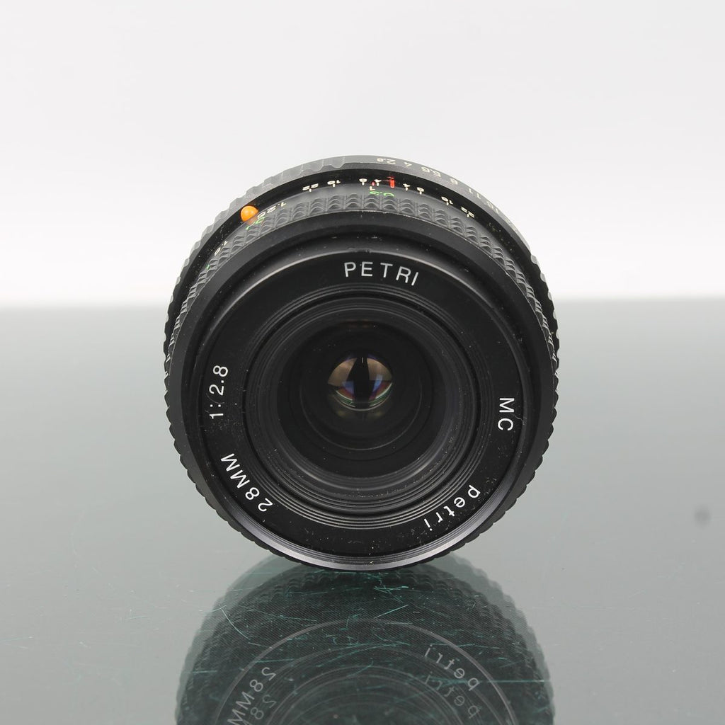 Petri 28mm f/2.8