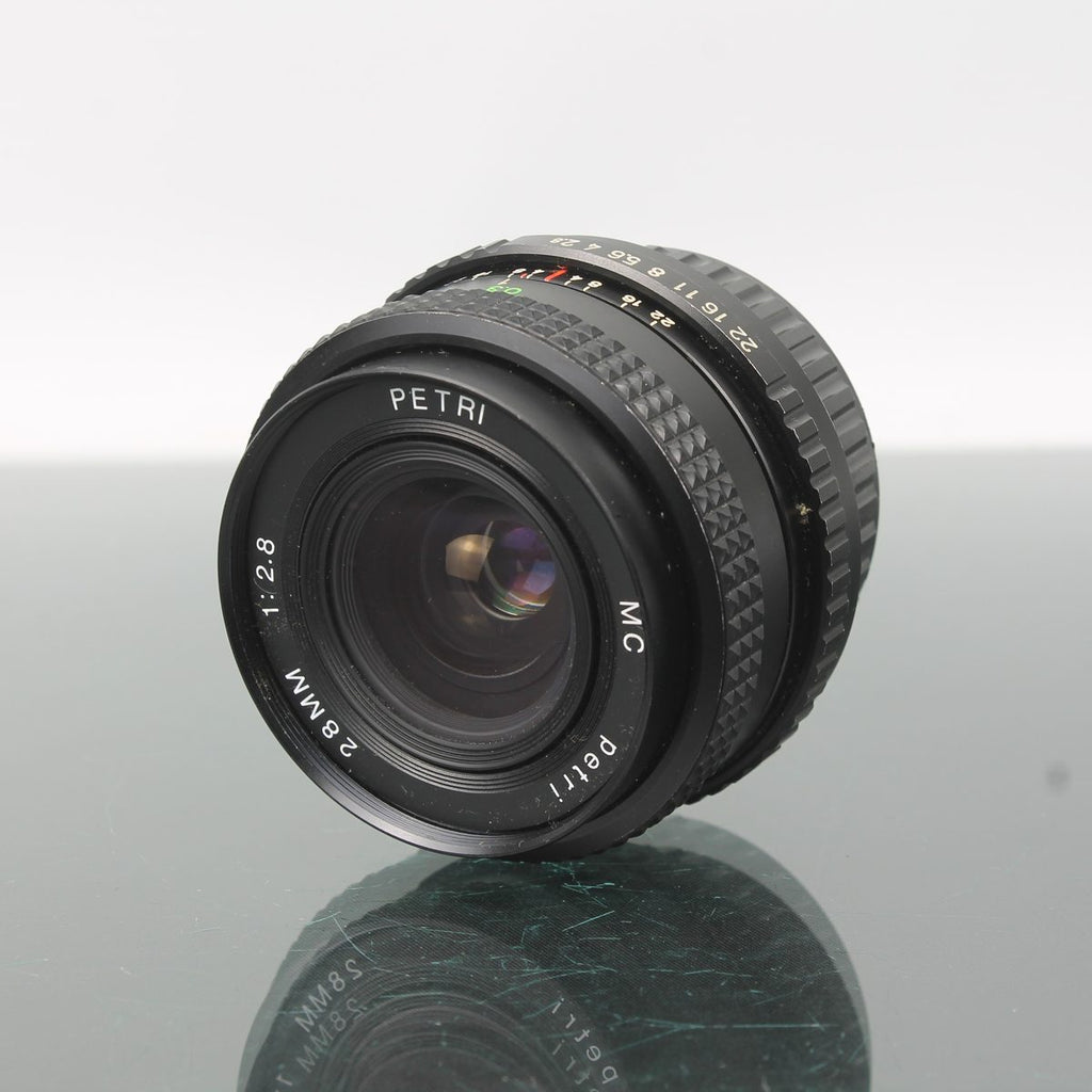 Petri 28mm f/2.8