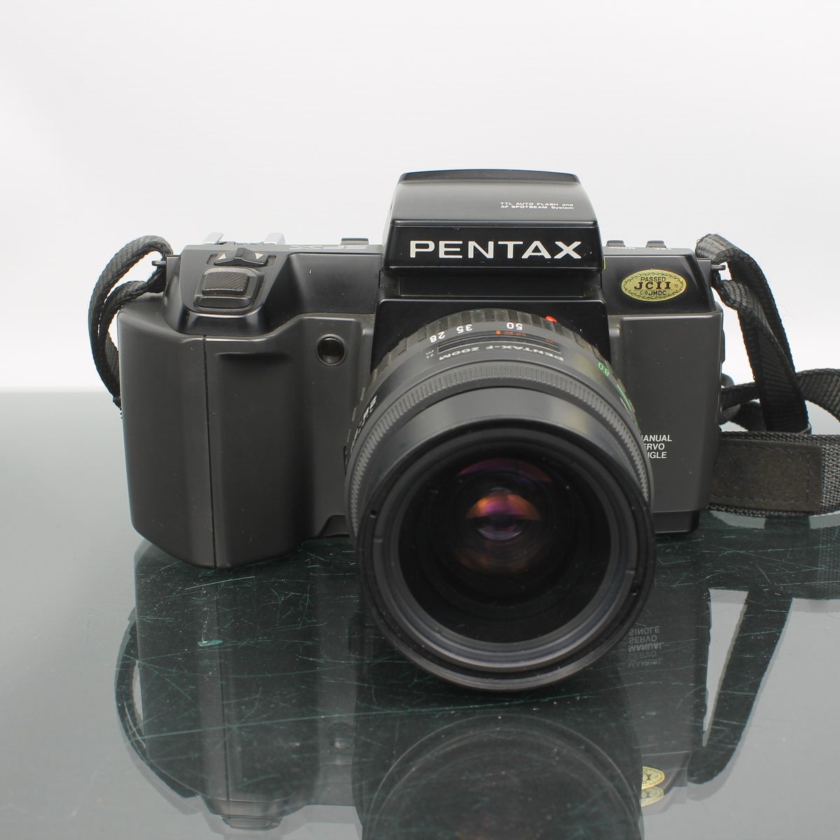 Pentax SFX + Pentax-F 28-80mm f/3.5-4.5
