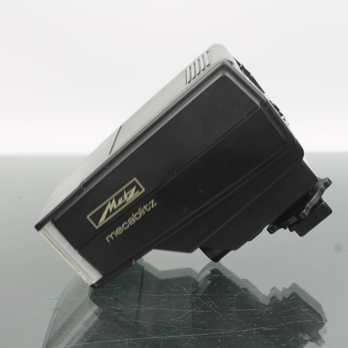 Metz Mecablitz 28 AF-4 M