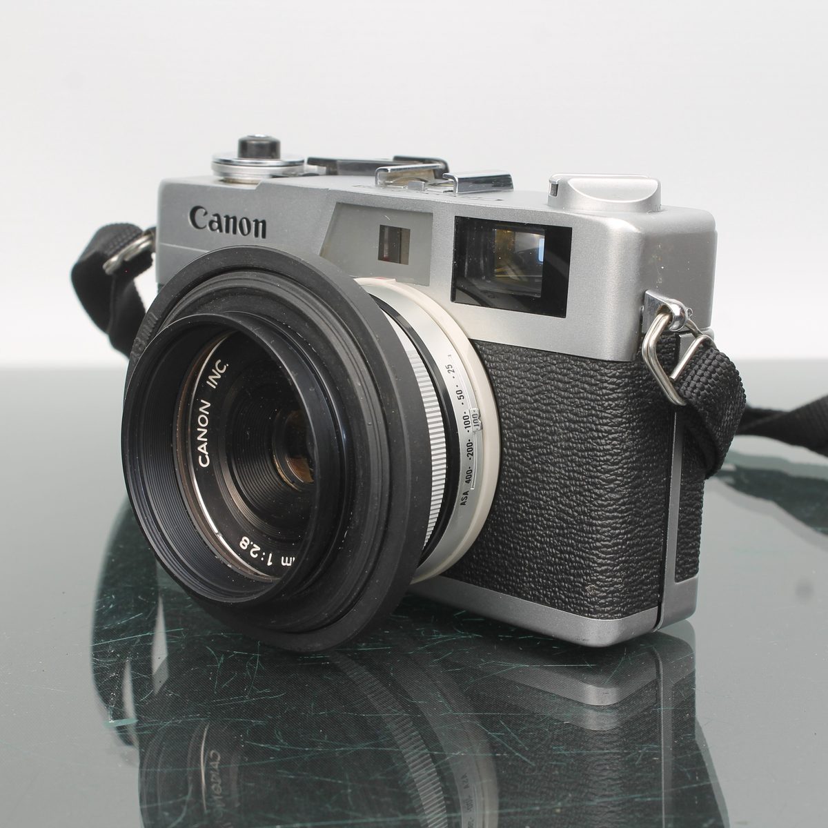 Canon Canonet 28 + Canon Lens 40mm f/2.8