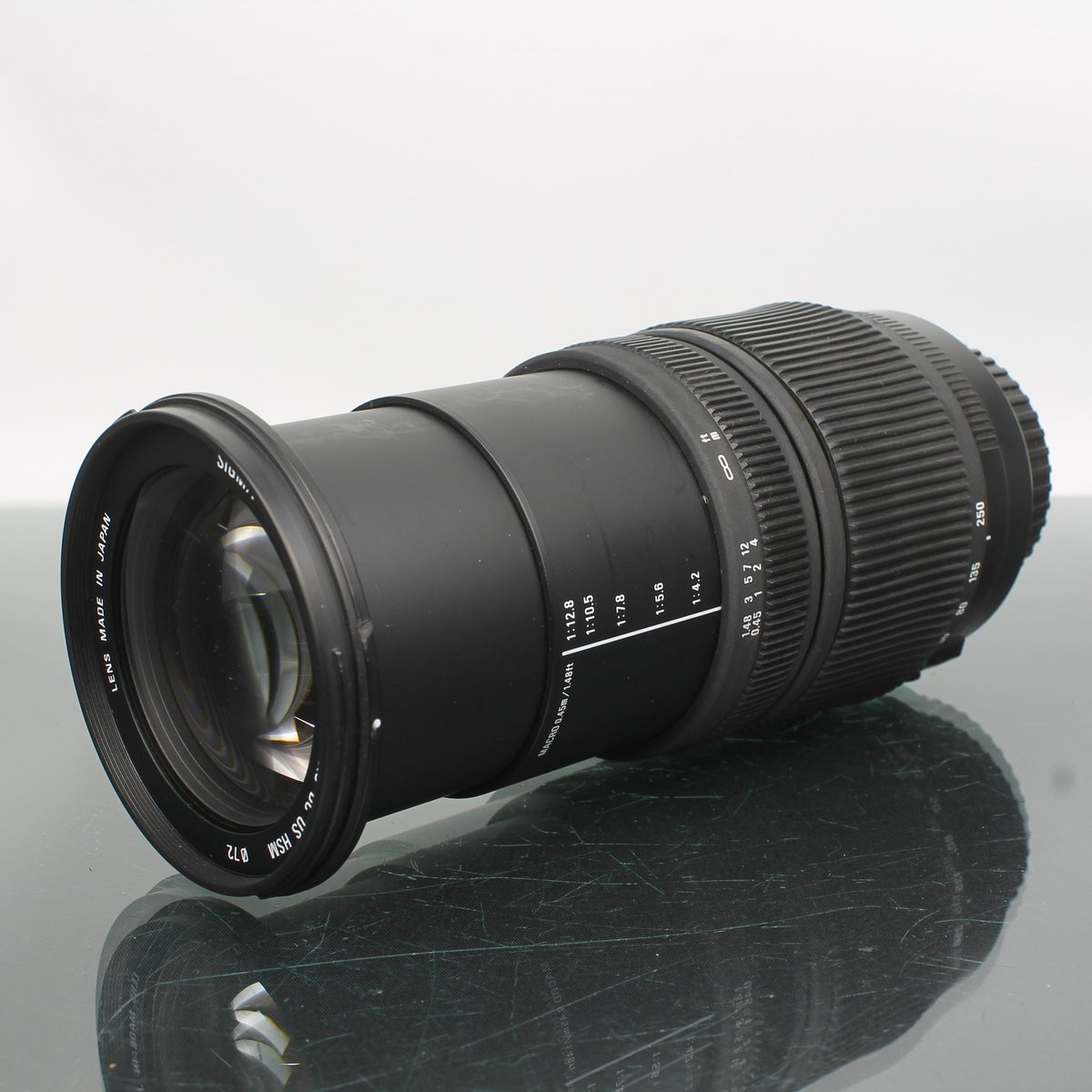 Sigma Zoom 18-250mm f/3.5-6.3 DC OS HSM