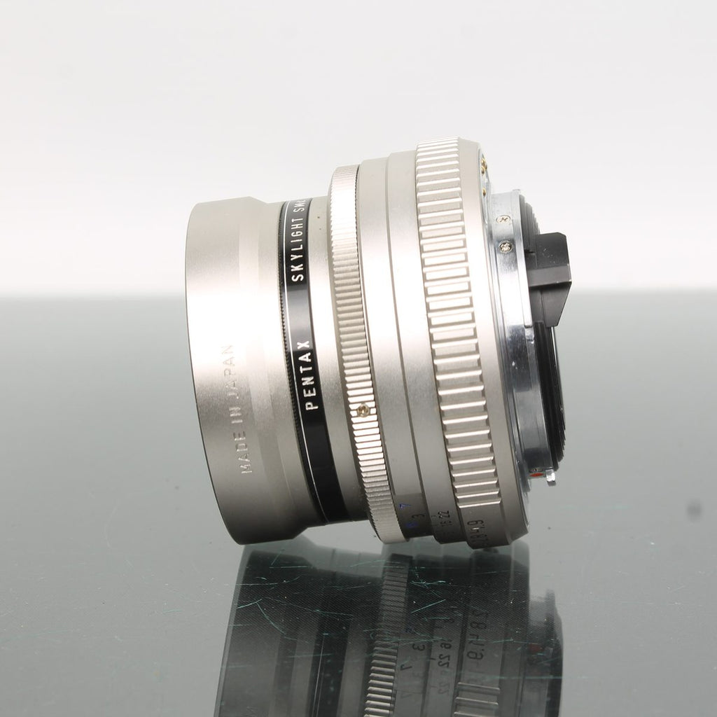 SMC Pentax X - FA 43mm f/1.9 Limited