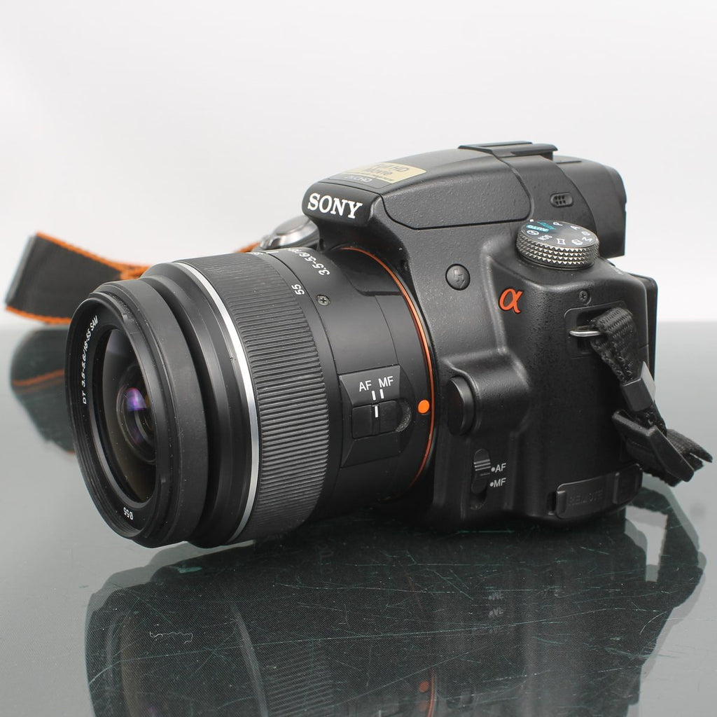 Sony Alpha SLT-A33 + SAL 1855 3.5-5.6 / 18-55 SAM Lens
