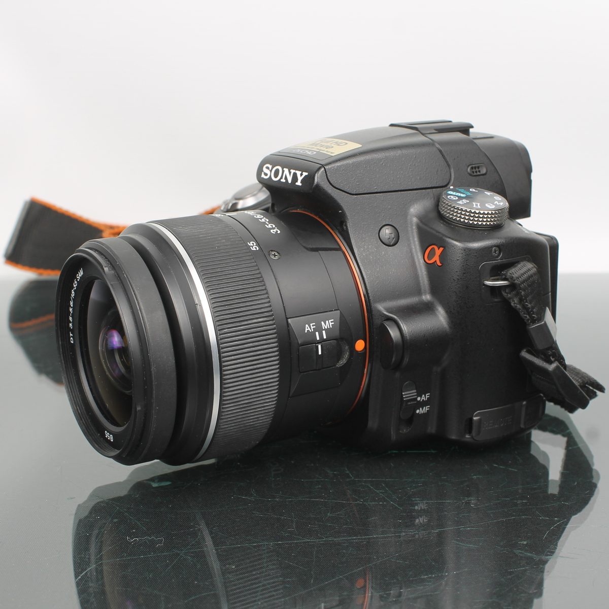 Sony Alpha SLT-A33 + SAL 1855 3.5-5.6 / 18-55 SAM Lens