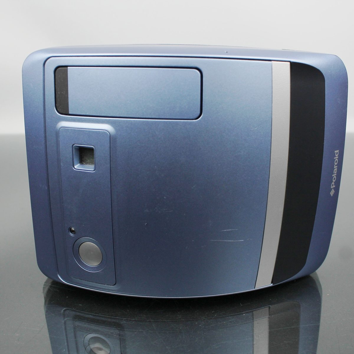 Polaroid One 600