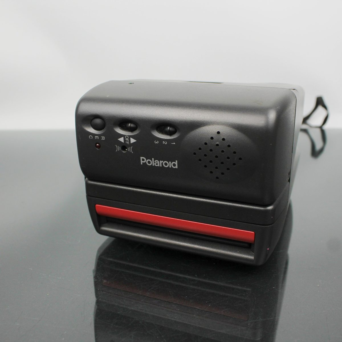 Polaroid 636 Talking Camera