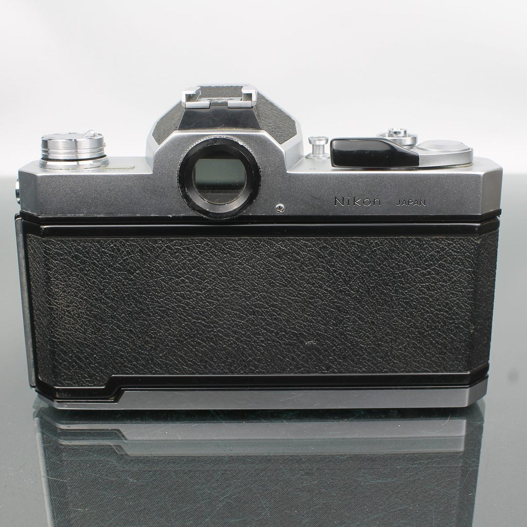 Nikkormat FT2 + Nikkor 50mm f/2
