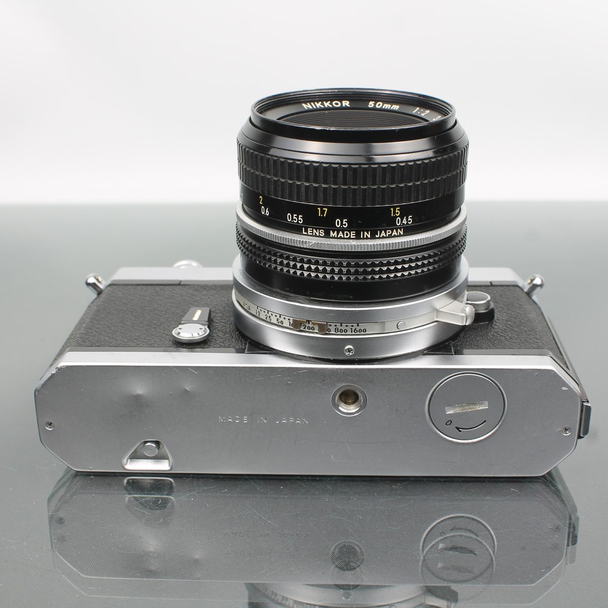 Nikkormat FT2 + Nikkor 50mm f/2