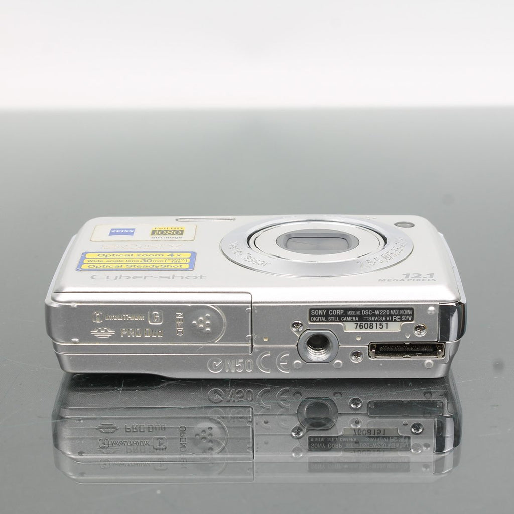 Sony Cyber-Shot DSC-W210