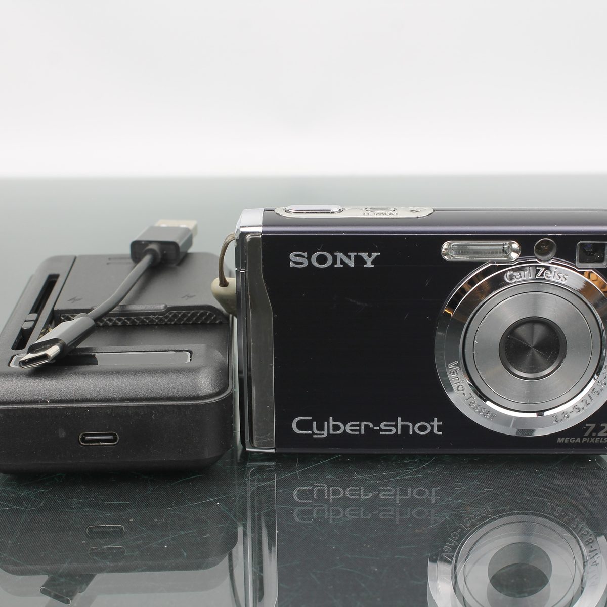 Sony Cyber-shot DSC-W80