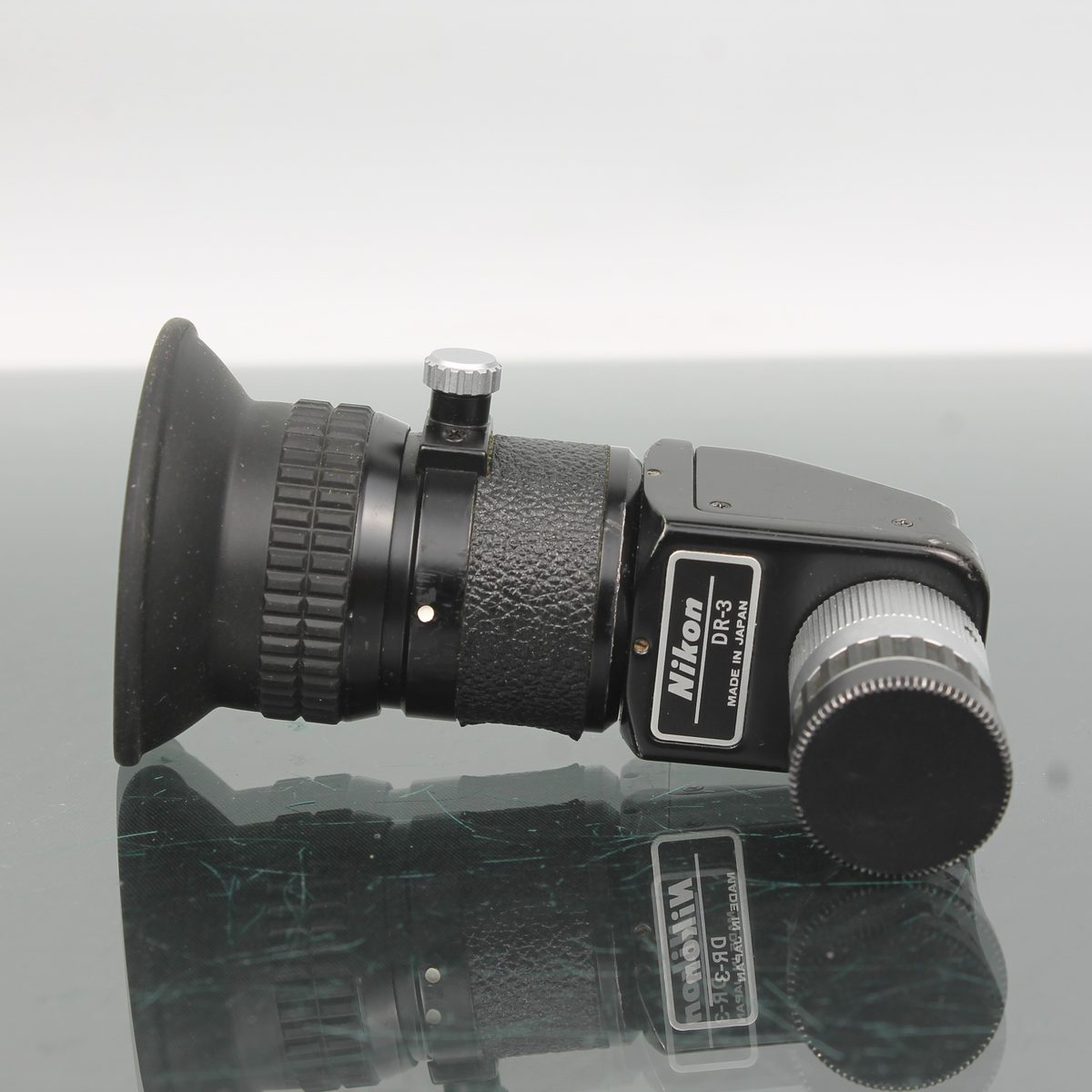 Nikon DR-3 Right-Angle Viewfinder