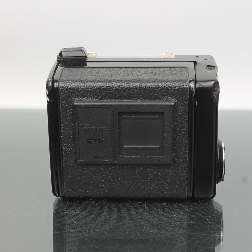 Zenza Bronica ETR Medium-Format Roll Film