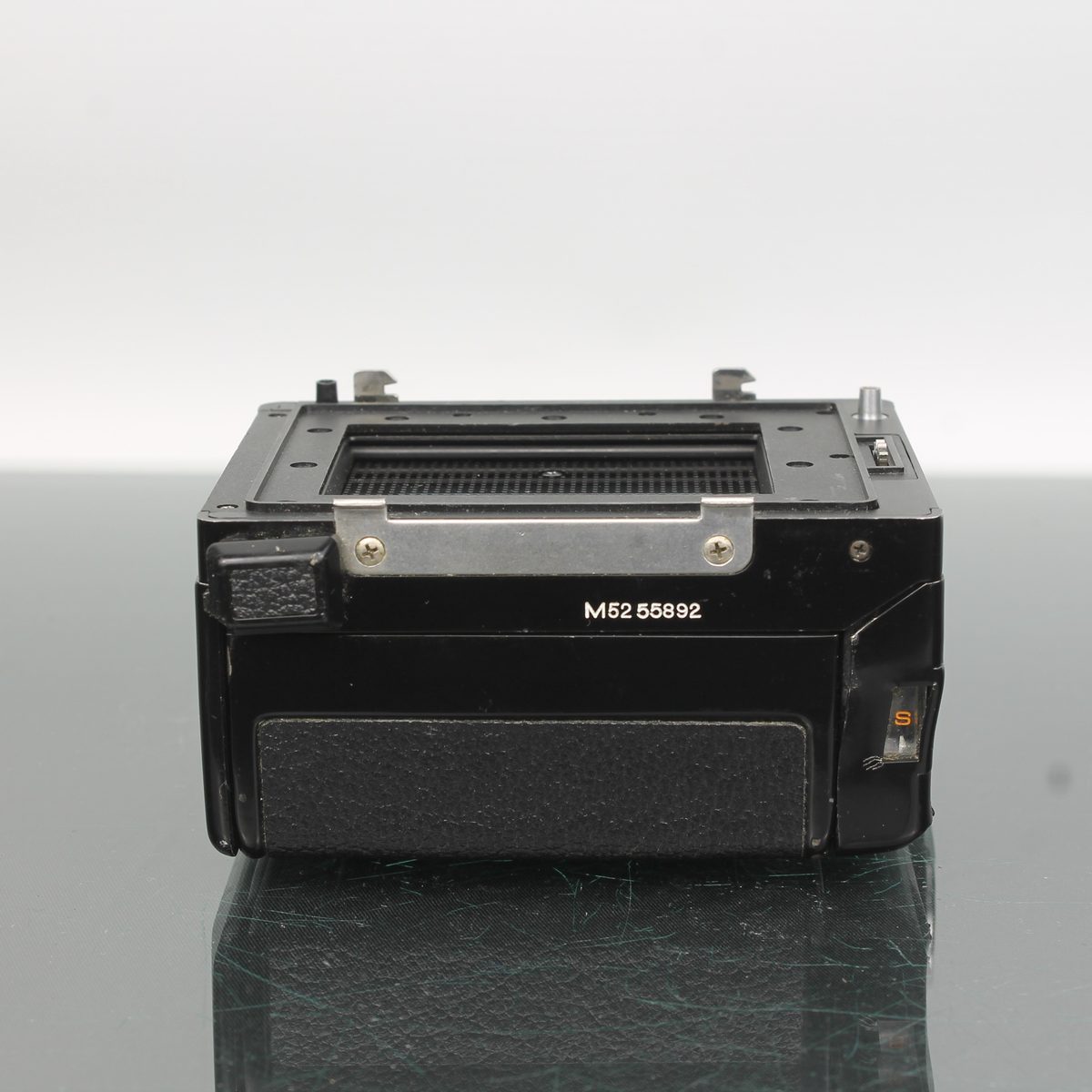 Zenza Bronica ETR Medium-Format Roll Film