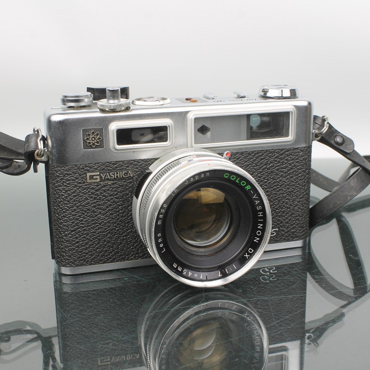Yashica Electro 35