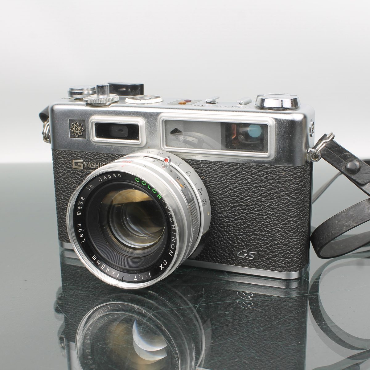 Yashica Electro 35