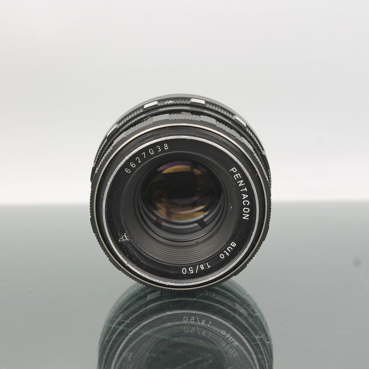 Pentacon Auto f/1.8 50mm