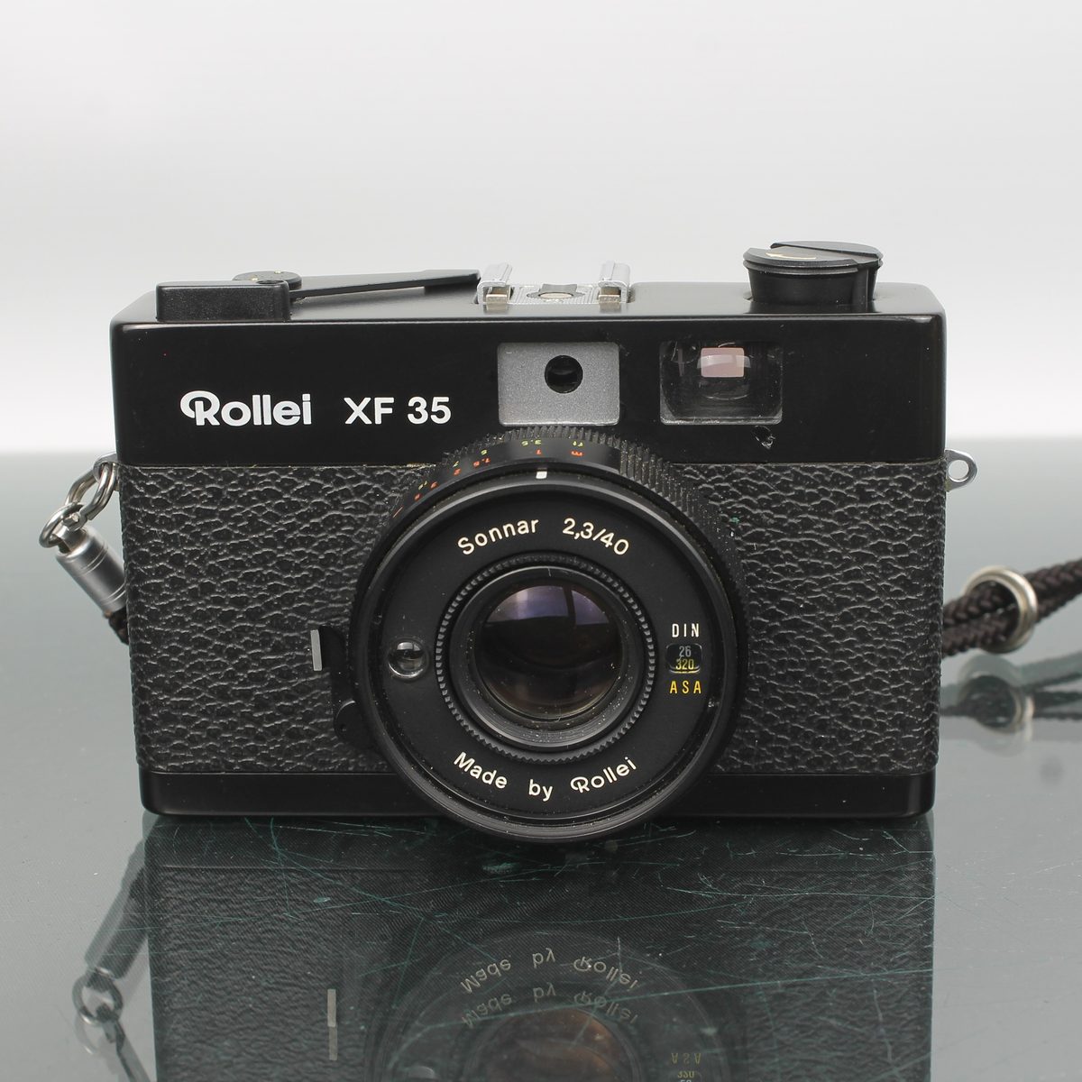 Rollei XF 35