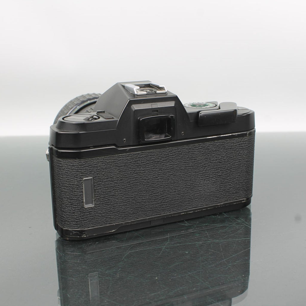 Pentax P30 + Takumar-A 28-80mm f/3.5