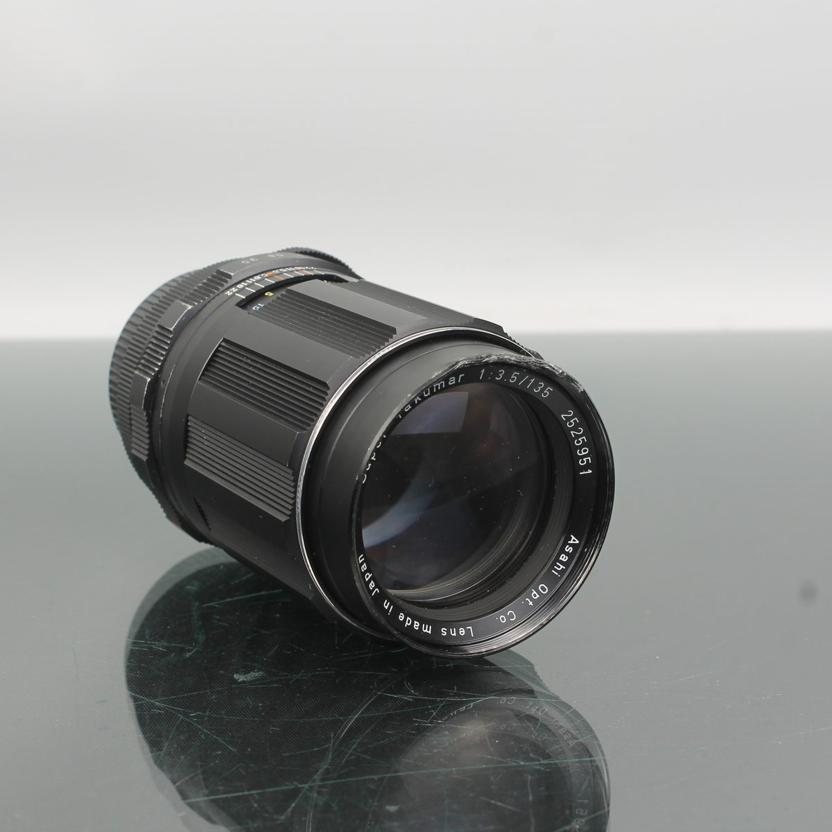 Asahi Super-Takumar 135mm f/3.5