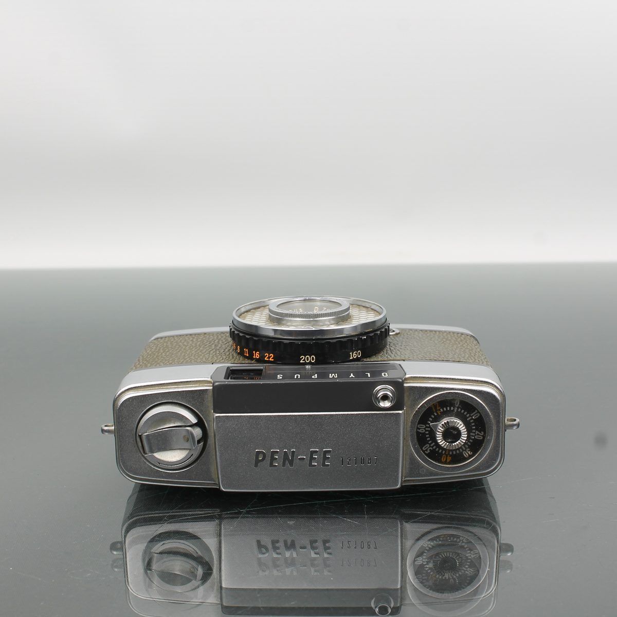 Olympus Pen-EE
