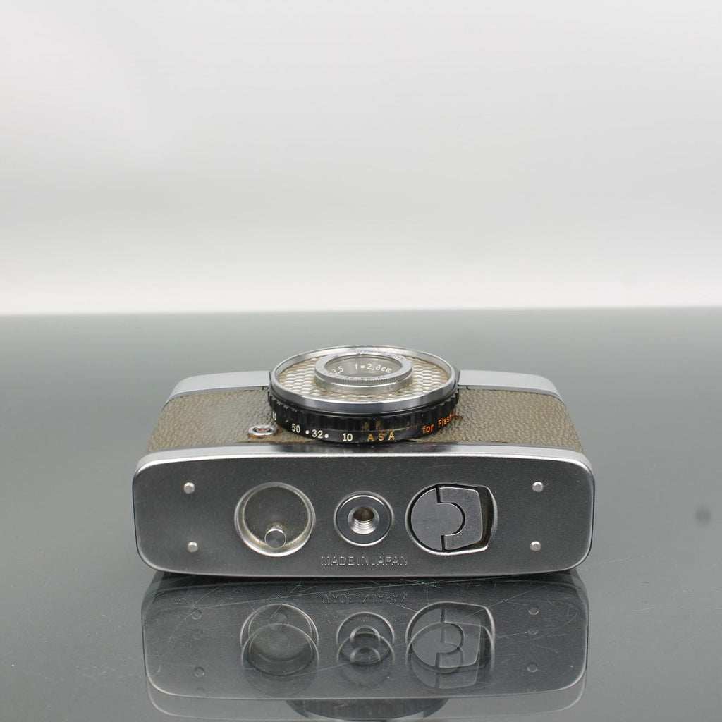 Olympus Pen-EE