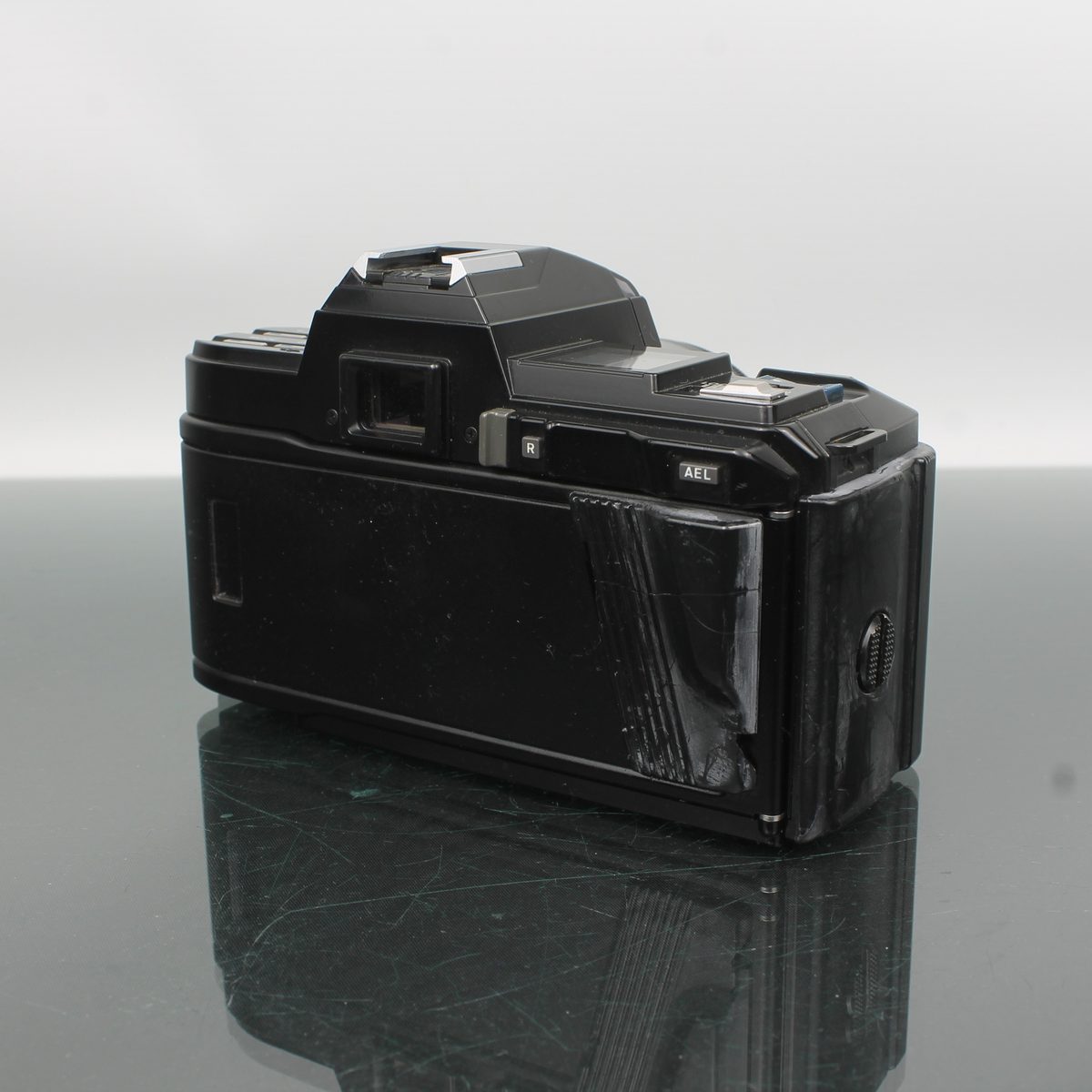 Minolta 7000 AF + Minolta AF Zoom 35-70mm 1:4