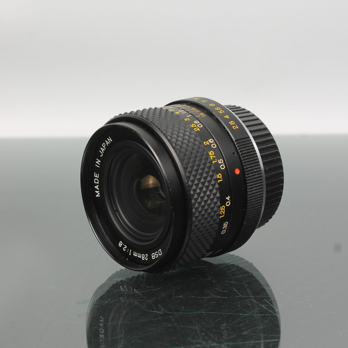 Yashica DSB 28mm f/2.8