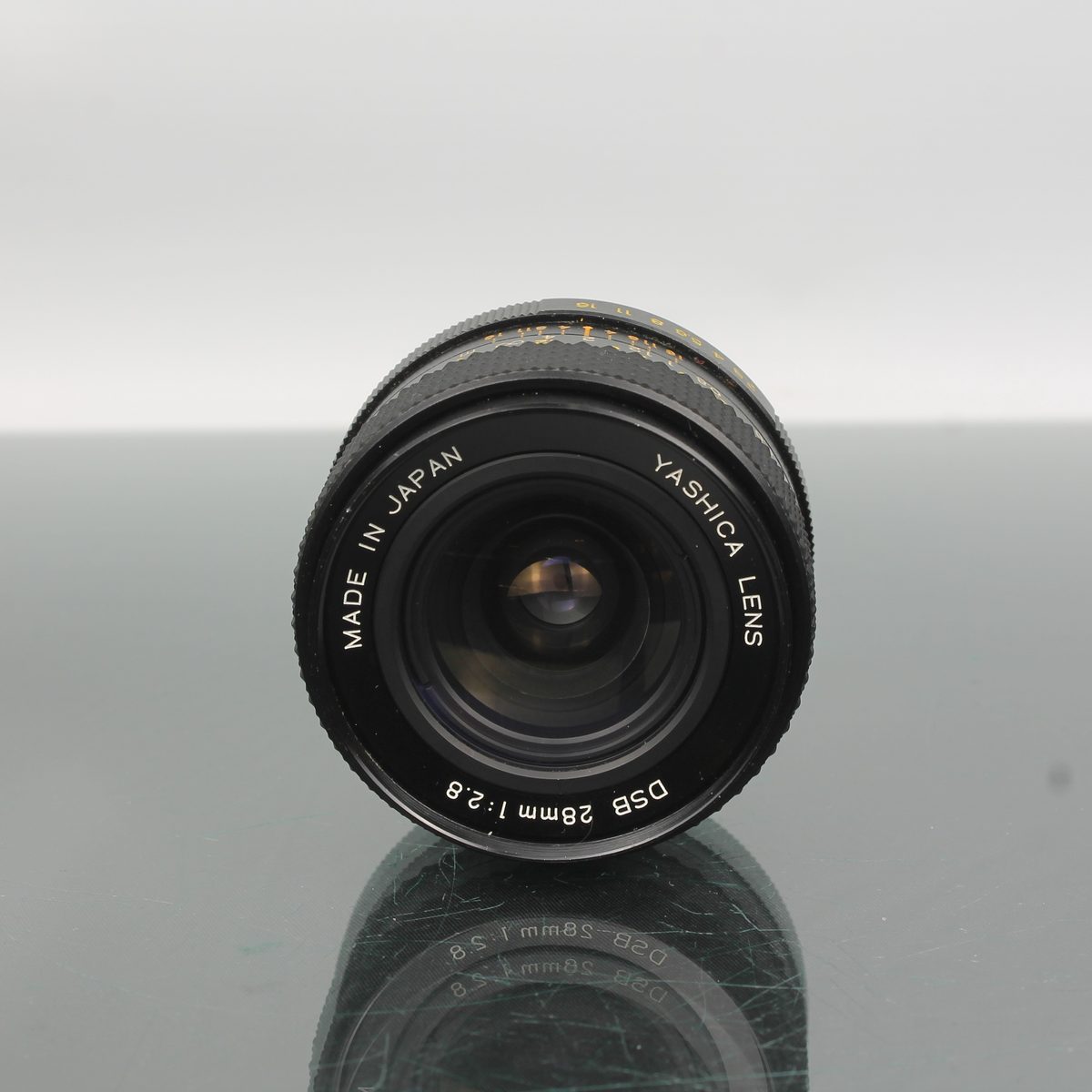 Yashica DSB 28mm f/2.8
