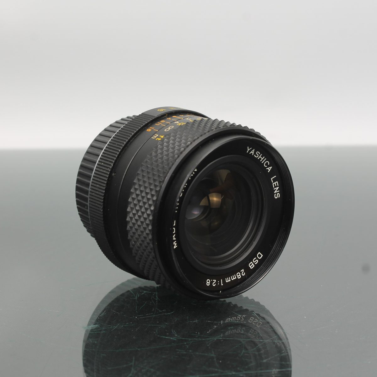 Yashica DSB 28mm f/2.8