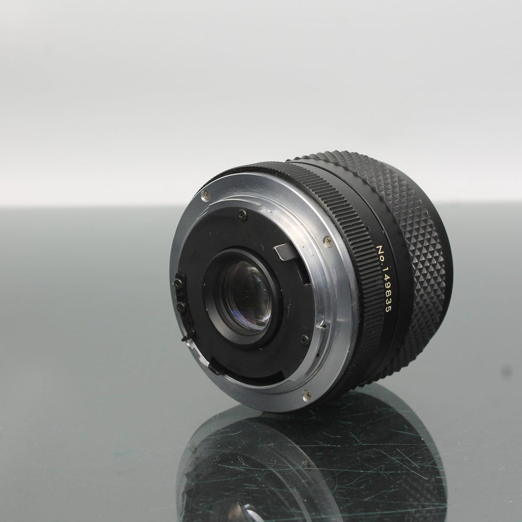 Yashica DSB 28mm f/2.8