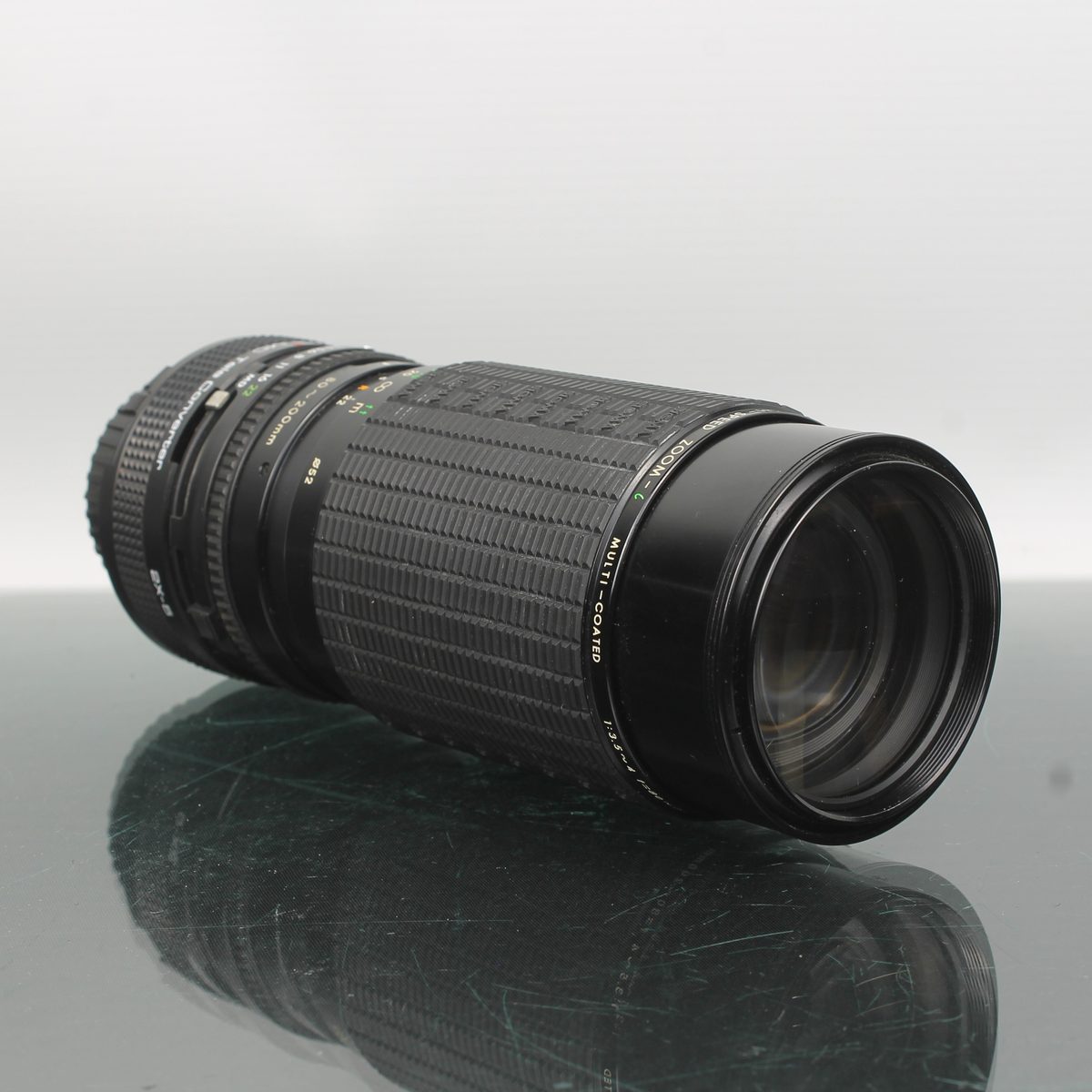 Sigma 1:3.5-4 F=80-200mm + Vivitar MC Tele Converter