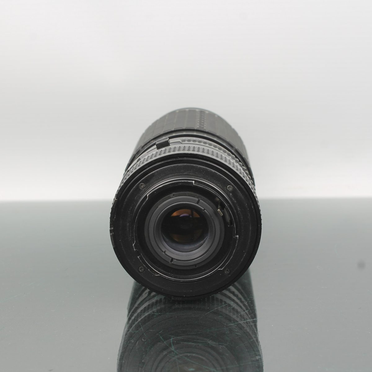 Sigma 1:3.5-4 F=80-200mm + Vivitar MC Tele Converter