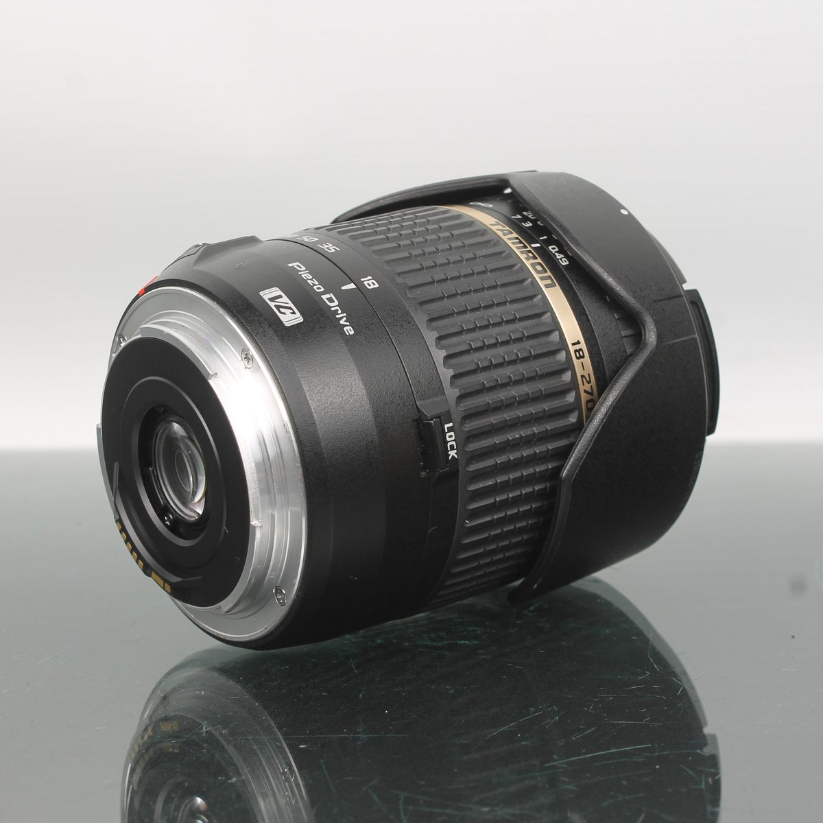 Tamron 18-270mm F/3.5-6.3