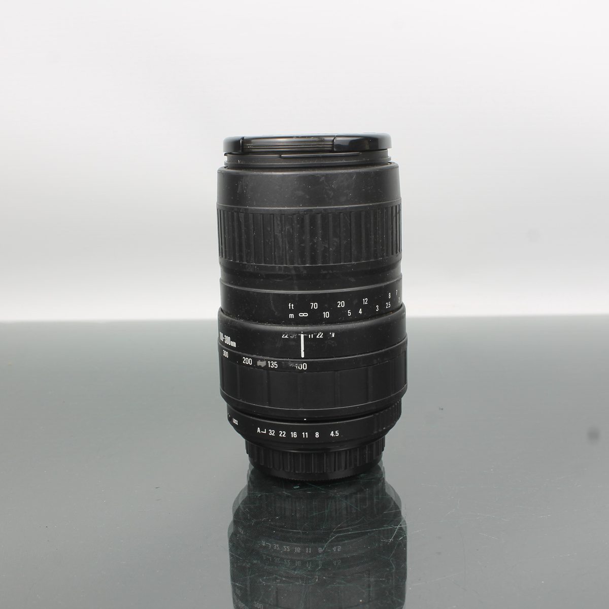 Sigma 100-300mm 1:4.5-6.7 UC
