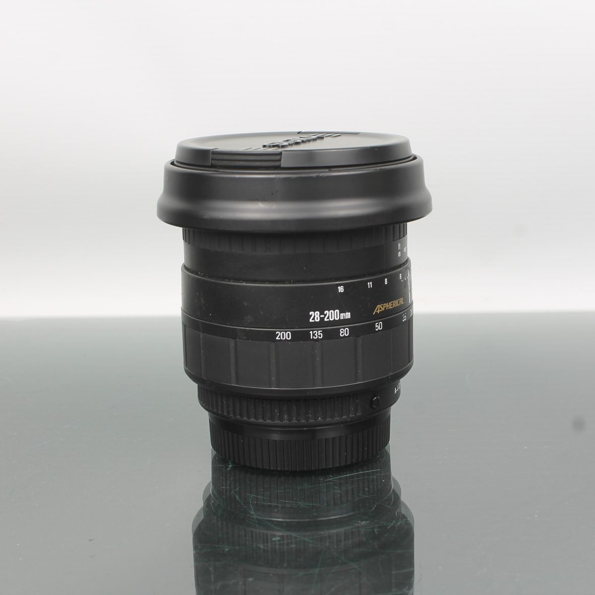 Sigma Zoom 28-200mm 1:3.8-5.6 UC