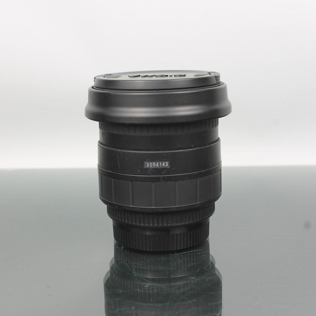 Sigma Zoom 28-200mm 1:3.8-5.6 UC
