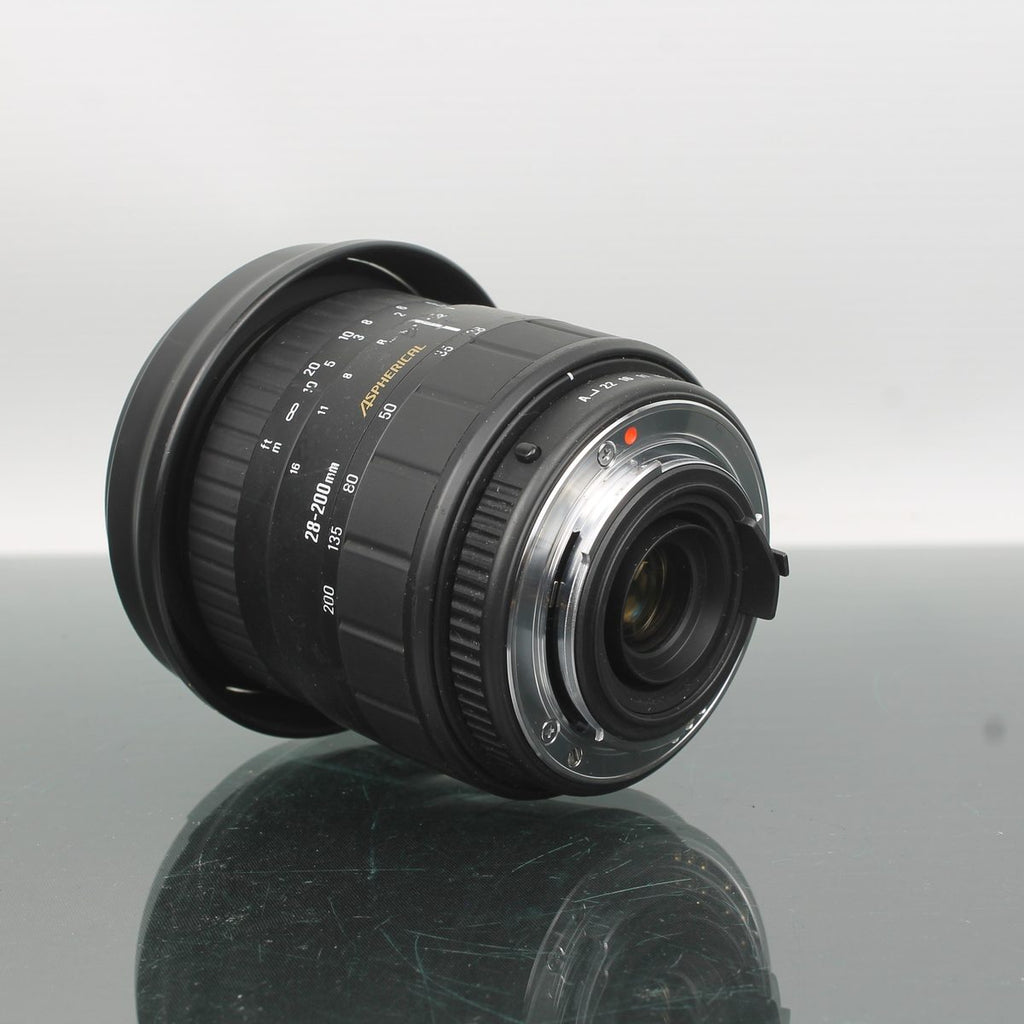 Sigma Zoom 28-200mm 1:3.8-5.6 UC