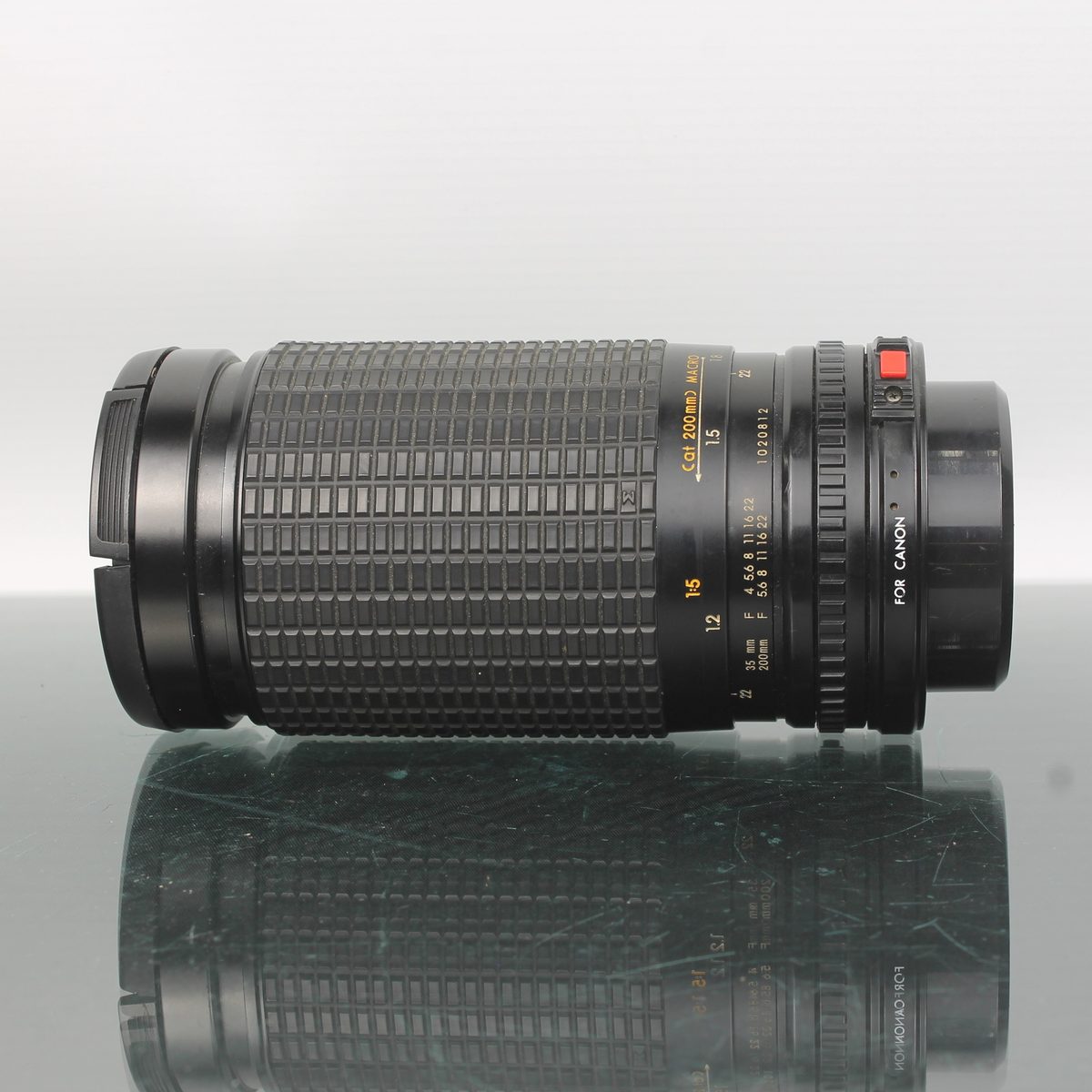 Sigma Zoom 1:4-5.6 F=35-200mm